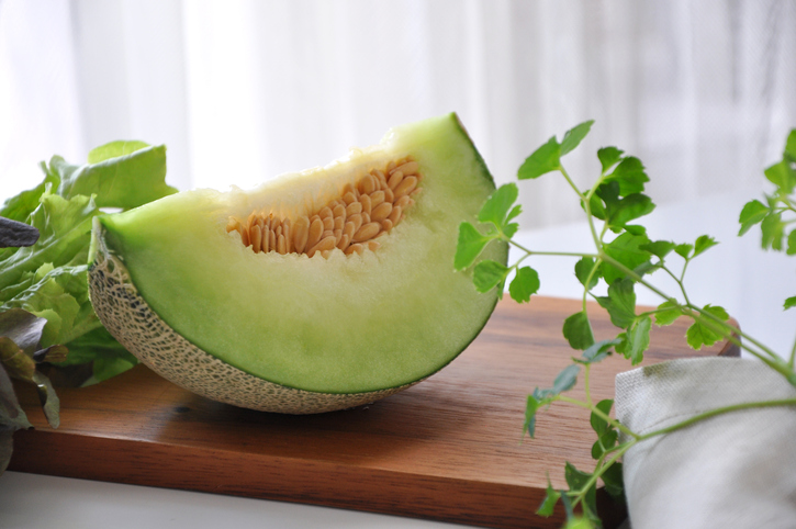 Can Dogs Eat Honeydew Melon? | Healthy Paws Pet Insurance