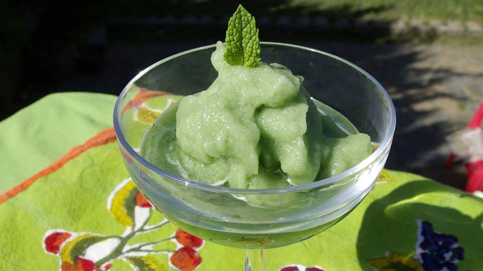 frozen blended green drink